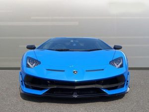 Lamborghini Aventador Svj Coupe limo hire in birmingham